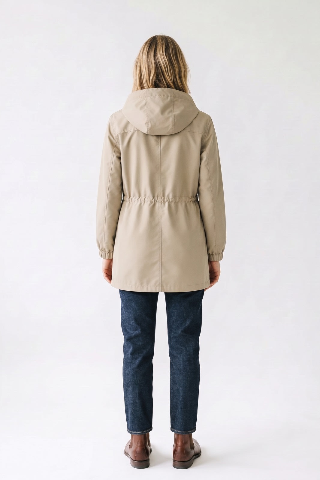 Damen Leichter Parka mit Kapuze | Casual — Beige — Rückansicht — am Modell