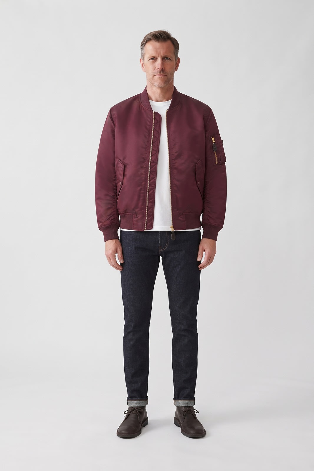 Herren Bomberjacke | Gesteppt — Weinrot — Vorderansicht — am Modell