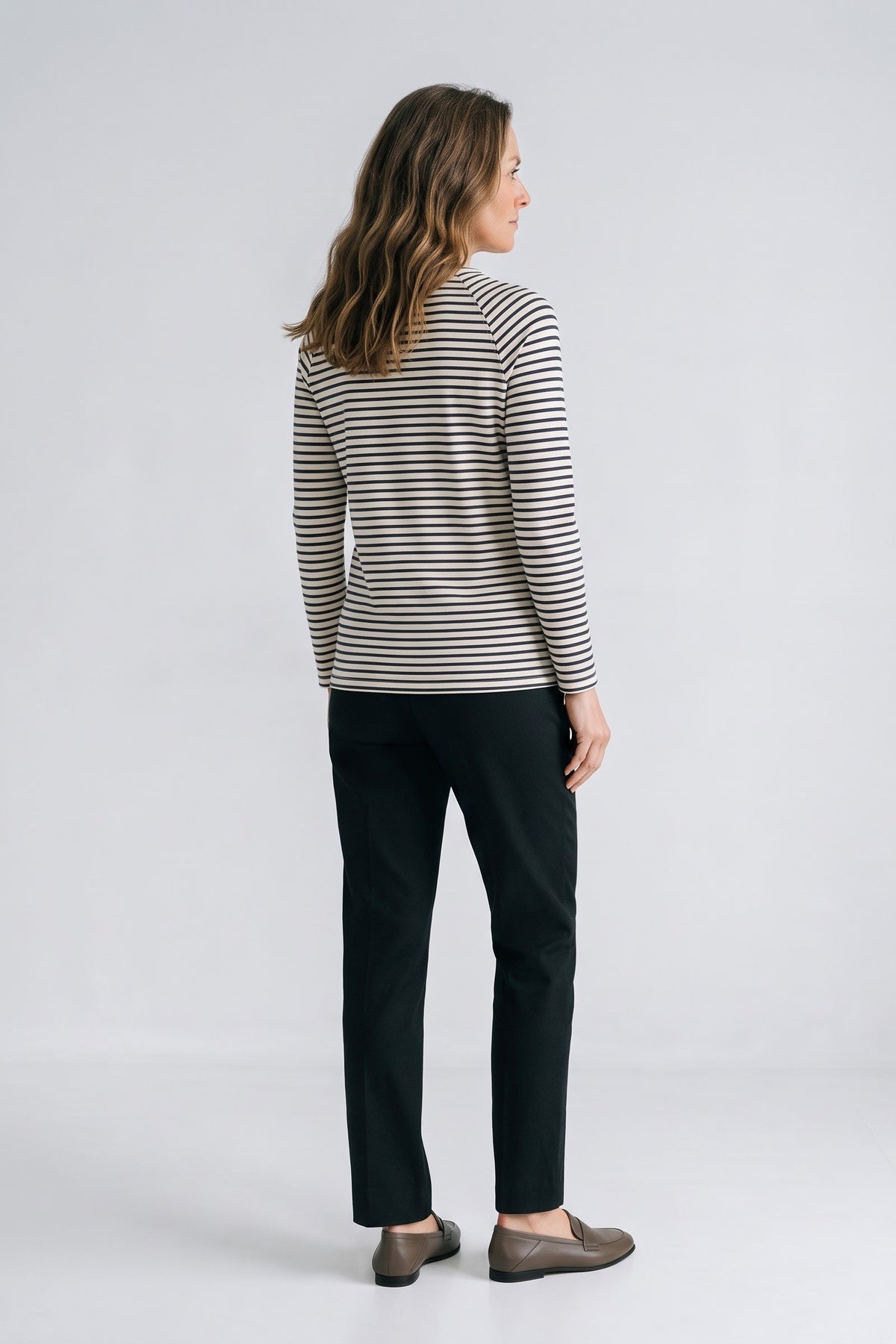 Damen Streifenshirt mit Rundhalsausschnitt und langen Raglanärmeln – 4