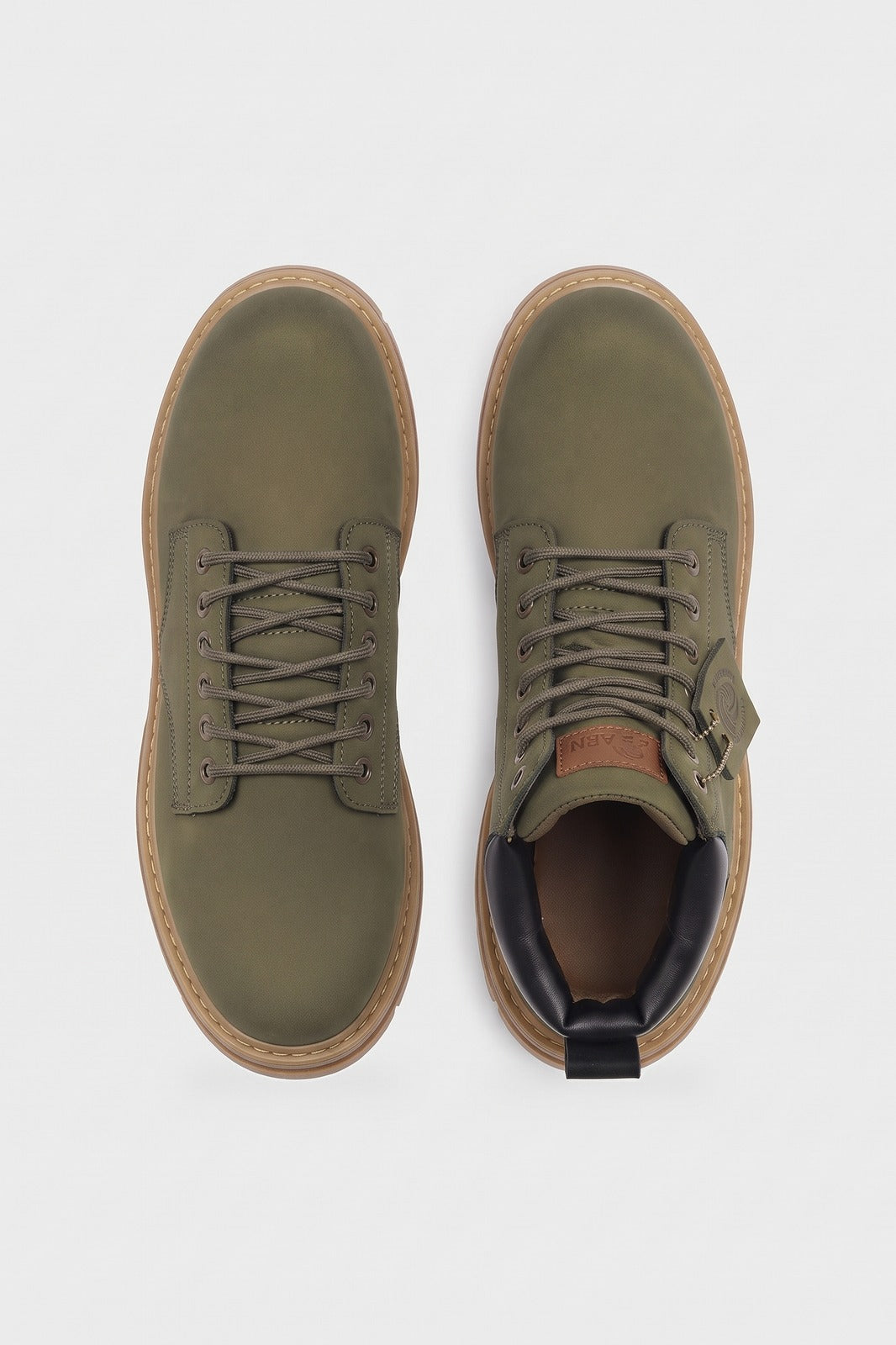 Herren Arbeitsstiefel | Profilsohle — Grün — shoe_top — am Modell