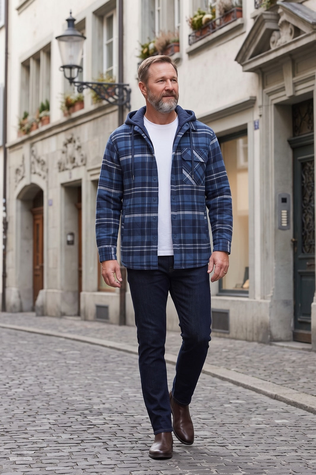 Herren Kariertes Hemdjacke | Mit Kapuze — Dunkelblau — lifestyle — am Modell