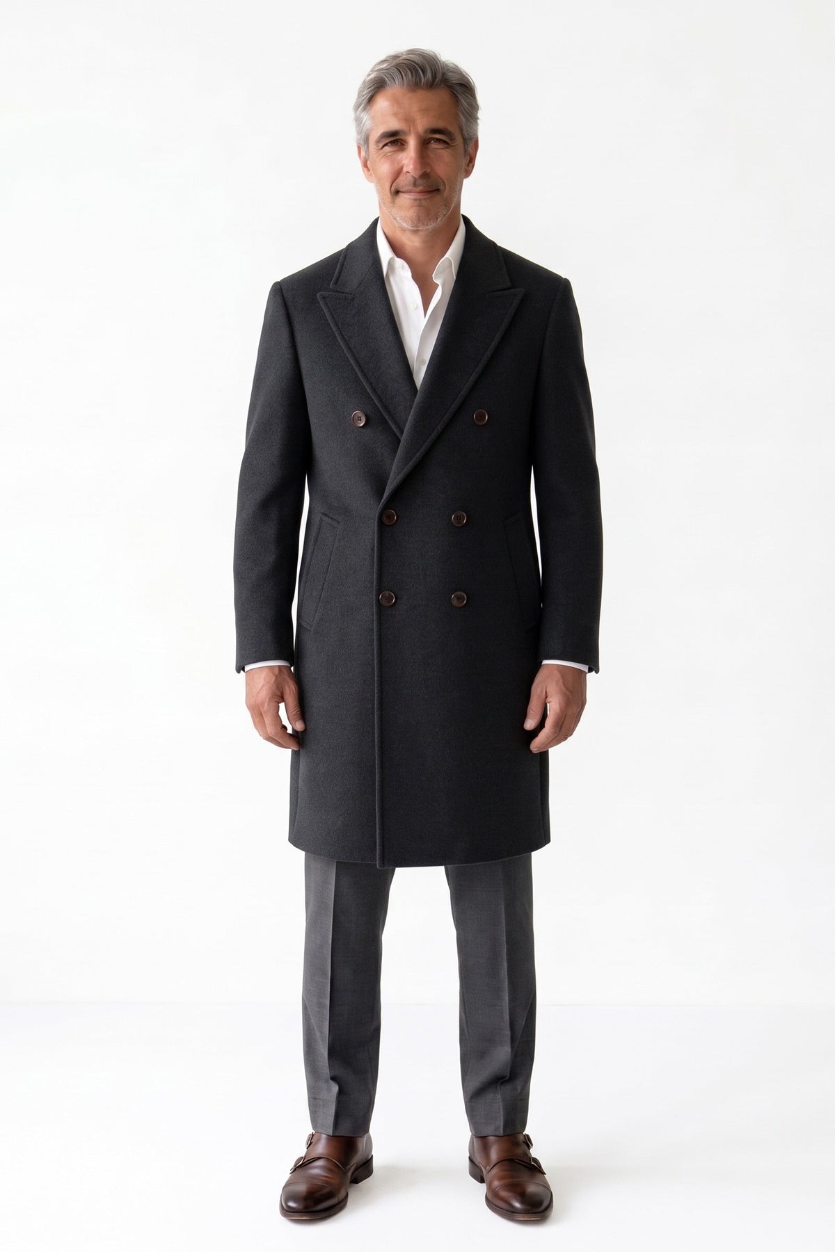 Herrenmantel zweireihig mit breitem Revers und schrägen Eingrifftaschen – 8