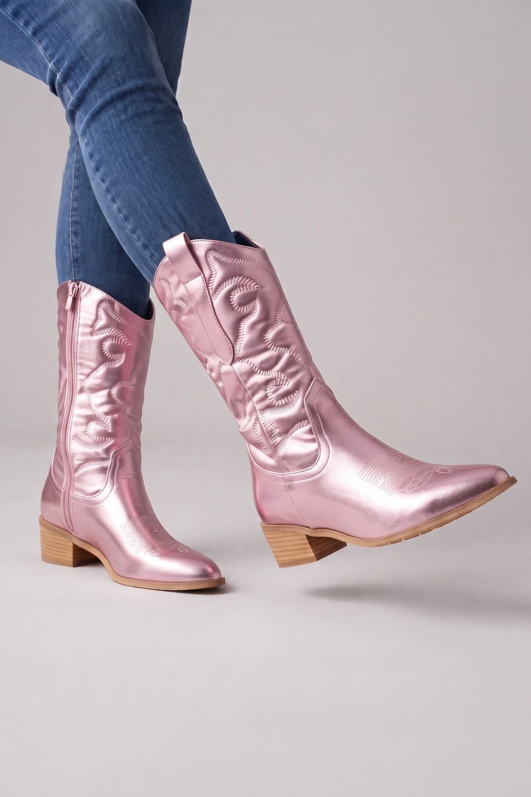 Damen Western Cowboystiefel | Blockabsatz — Rosa — shoe_main — am Modell