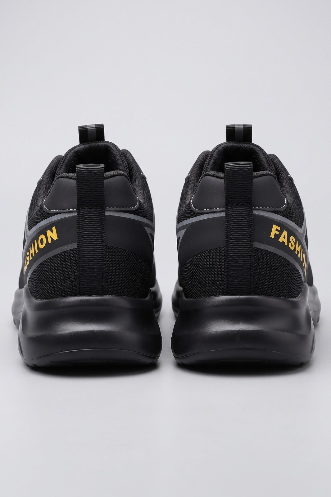 Herren Sicherheitsschuh S3 | Sportlicher Look — Schwarz Grau — shoe_back — am Modell