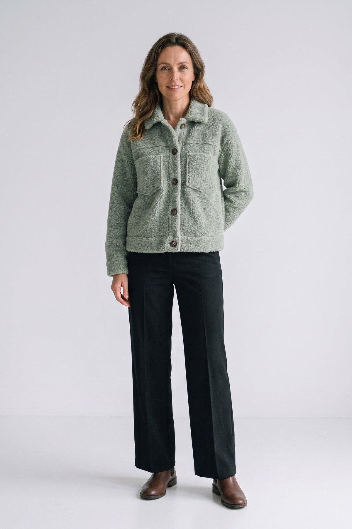 Damen Jacke mit Revers-Kragen, Knopfleiste und aufgesetzten Brusttaschen – 2