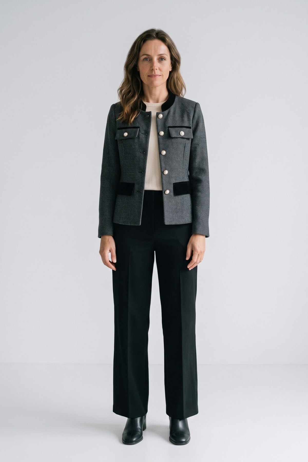 Damen Tweedjacke mit kragenlosem Ausschnitt und Kontrastpaspel – 6