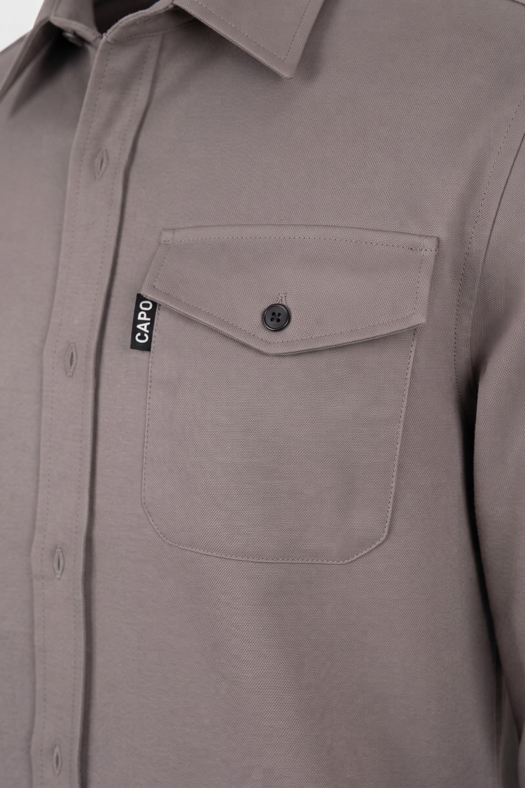 Herren Hemdjacke Overshirt | Reverskragen — Grau — Detailaufnahme — am Modell