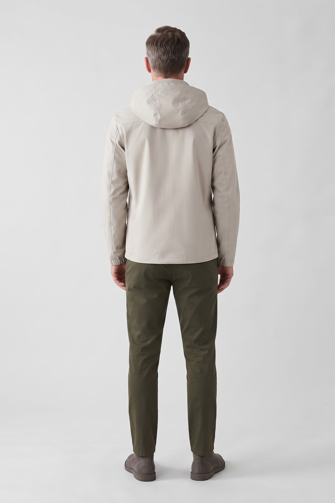 Herren Kapuzenjacke | Modern — Beige — Rückansicht — am Modell