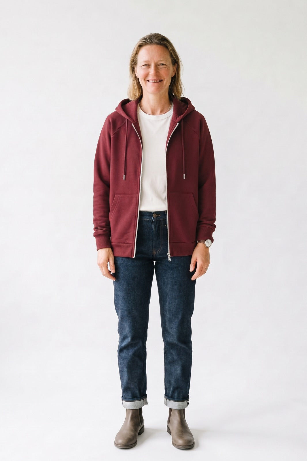 Damen Kapuzenjacke | Asymmetrischer Zip — Bordeaux — Vorderansicht — am Modell