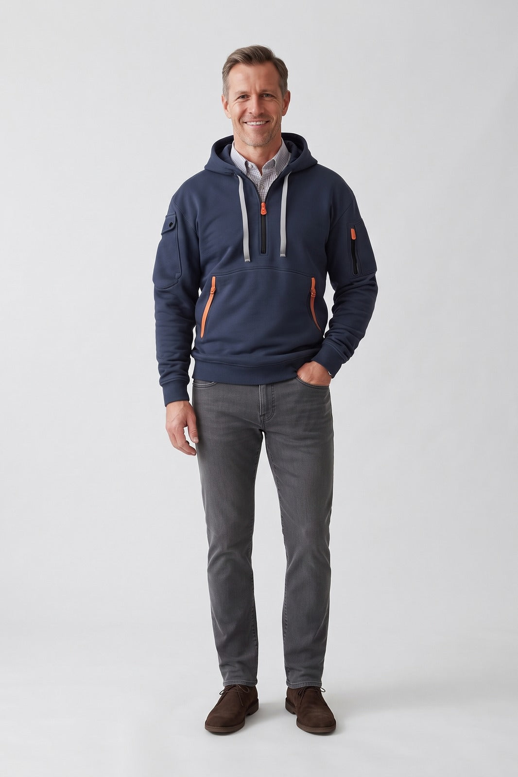 Herren Kapuzenhoodie | Taschen — Dunkelblau — Vorderansicht — am Modell