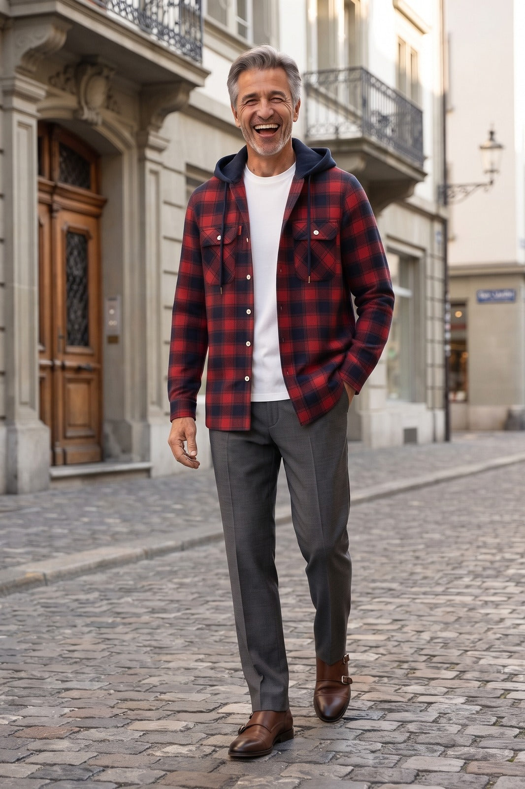 Herren Kapuzenhemdjacke | Karo-Muster — Red — lifestyle — am Modell