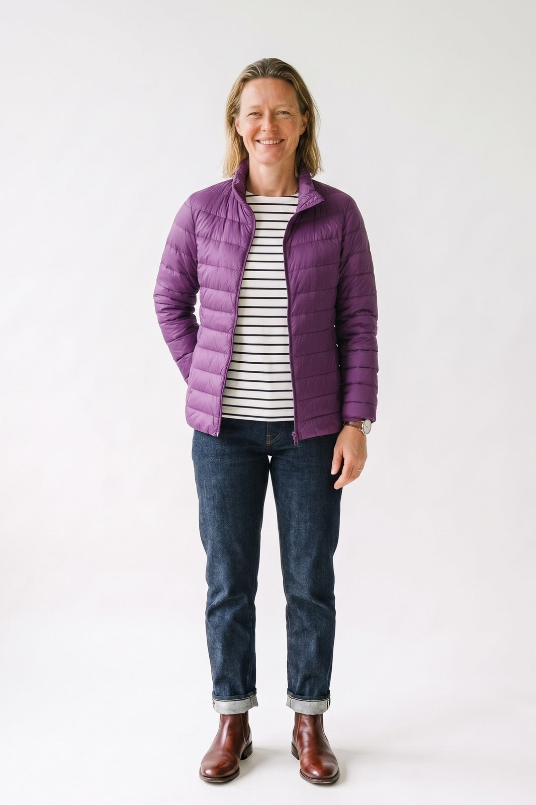 Damen Steppjacke | Schmale Passform — Lila — Vorderansicht — am Modell