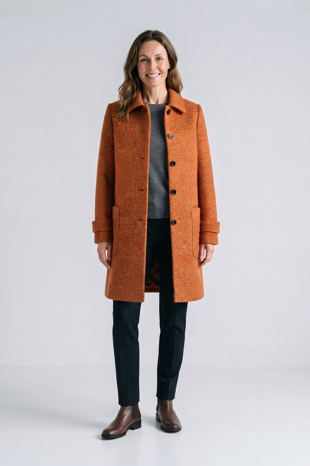 Damen Taillierter Mantel | Stehkragen — Orange — Vorderansicht — am Modell