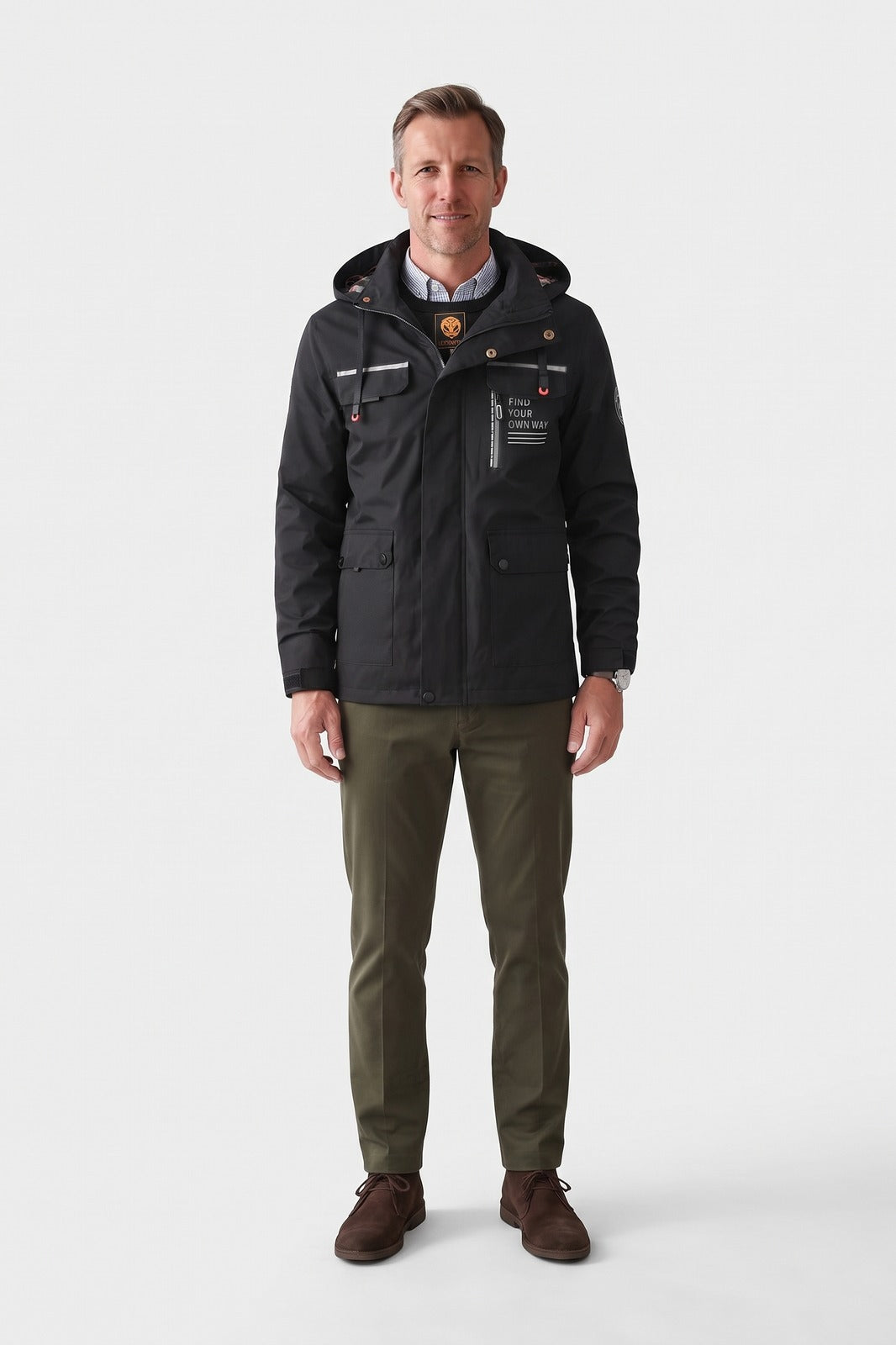 Herren Kapuzenjacke | Modern — Schwarz — Vorderansicht — am Modell