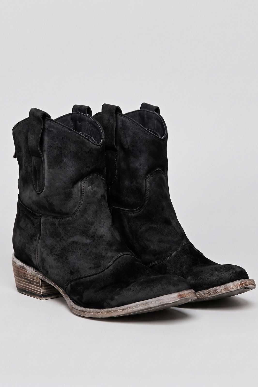 Damen Westernstil Stiefelette | Spitz — Schwarz — shoe_main — am Modell